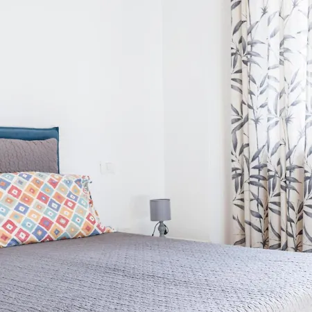 La Marina With Patio & Parking Appartement Fano