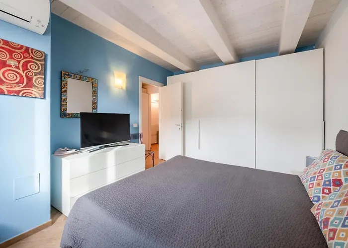 Daire La Marina With Patio & Parking Fano